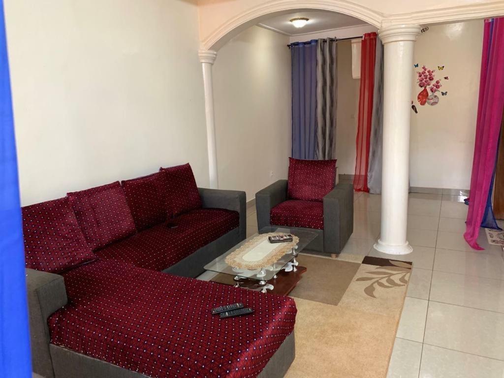 Villa Contemporaine Yaounde Luaran gambar